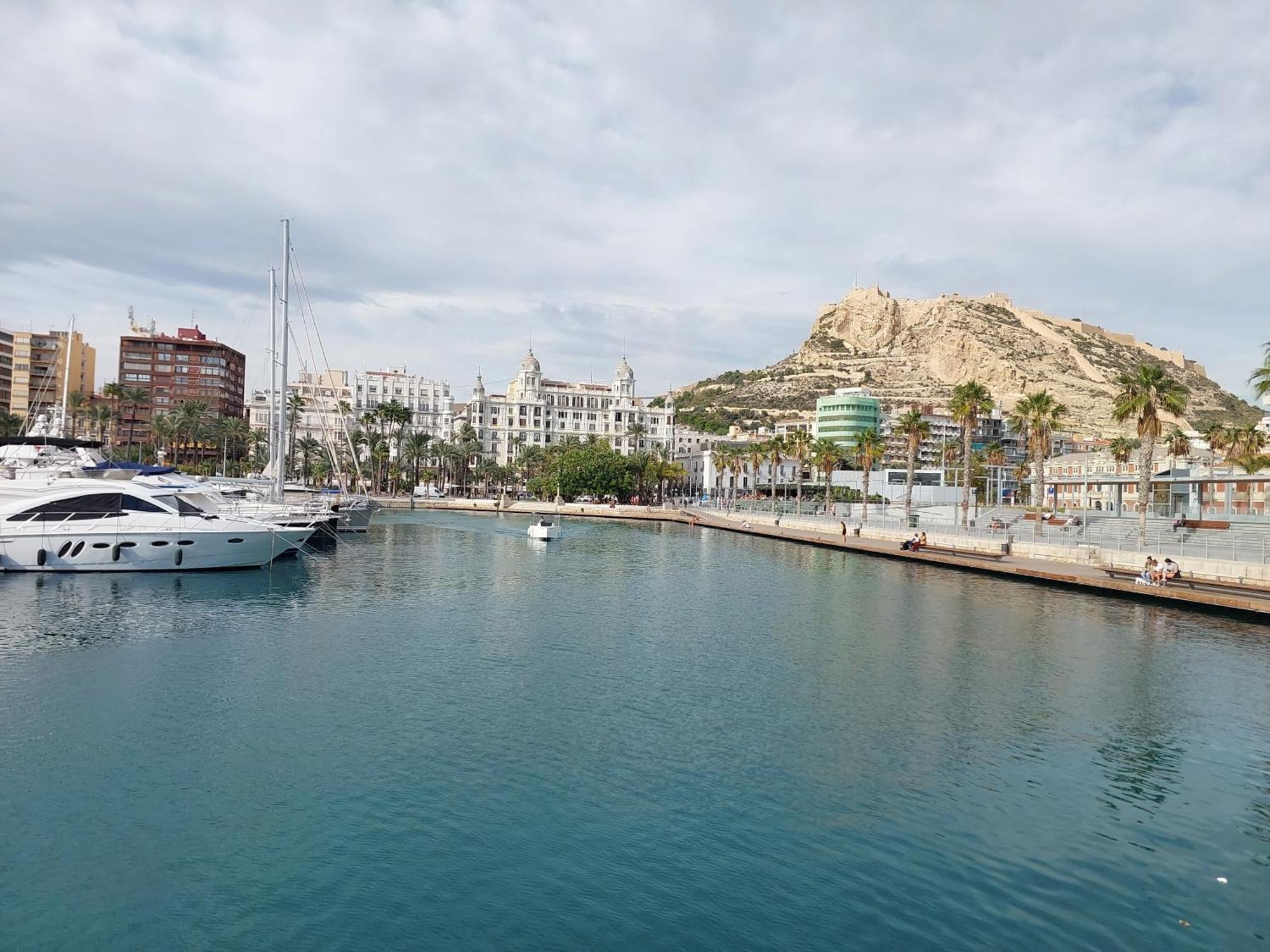 Cesar Apartment Alicante Exterior photo