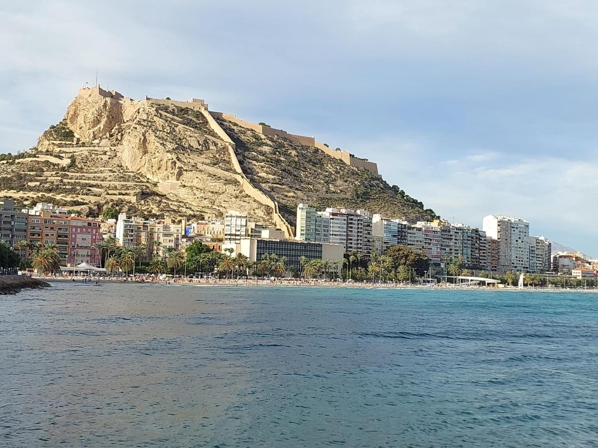 Cesar Apartment Alicante Exterior photo